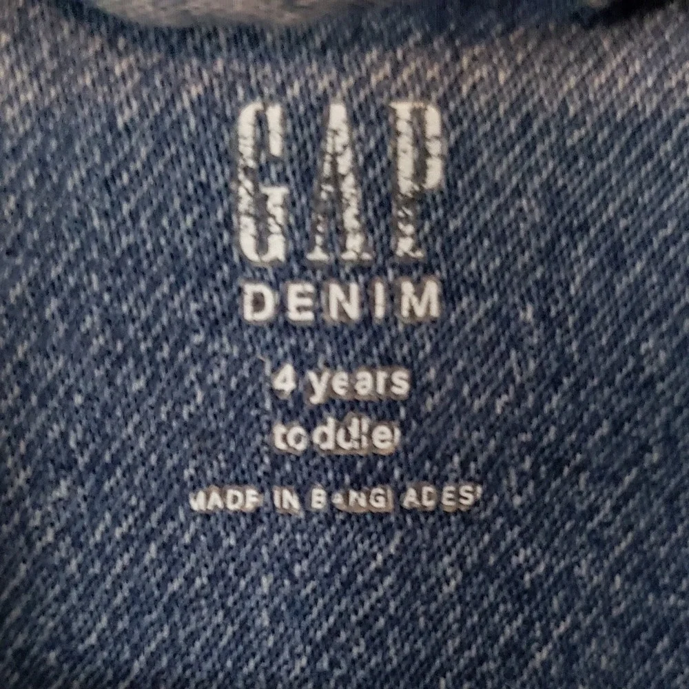 GAP Toddler Denim Jean Jacket Coat SIZE 4 Distressed Unisex Boy Girl Kids Blue